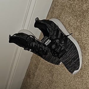 Adidas | Black Gray Cloudfoams Sneakers